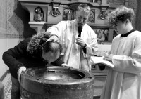 /album/velikonocni-vigilie-a-krest-katechumenu-4-4-2026-foto-jan-bezucha/bila-nedele-antonin-2026-023-jpg/